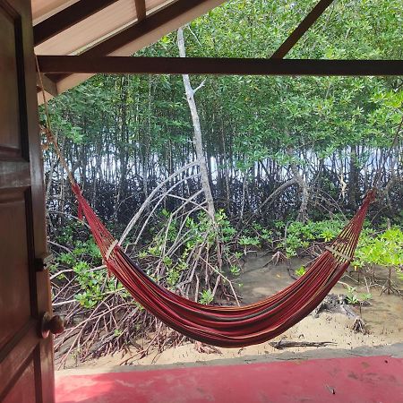 Bananas Resort & Restaurant Tha Lane Bay 외부 사진